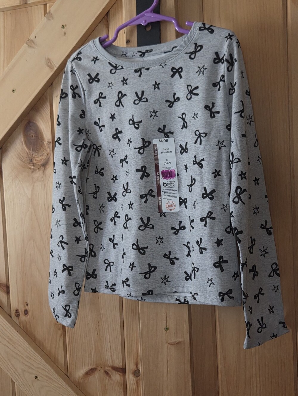 wonder nation New With Tags. Gray Scoop Neck Sweater with Black Bow & Star Print